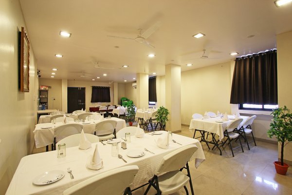 Hotel Avon International